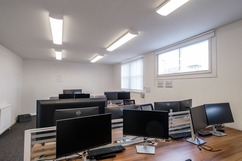 Property photo 3 of 5 Photo 8