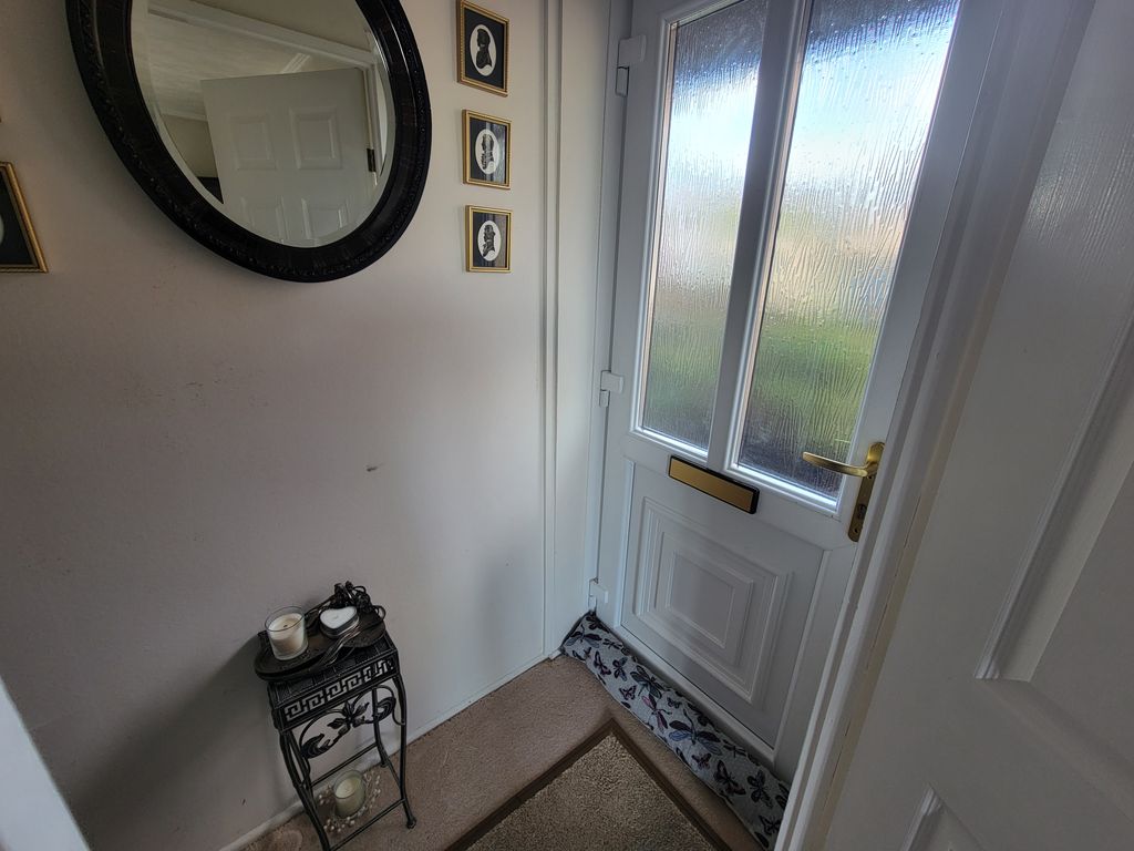 Property photo 2 of 30