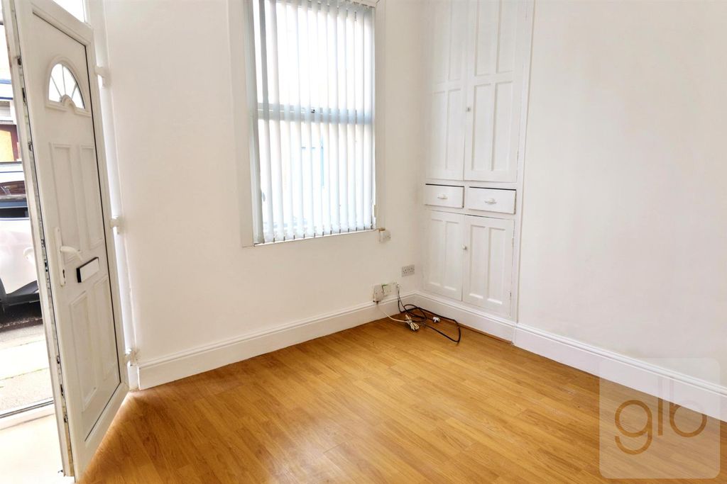 Property photo 3 of 15 4.Png