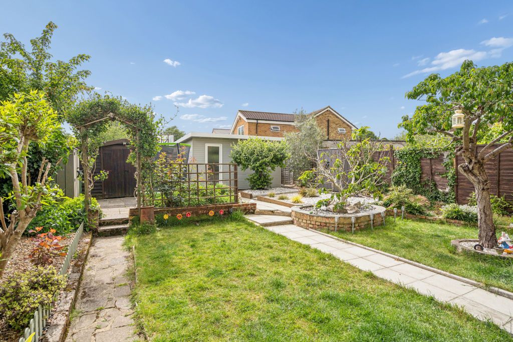 Property photo 2 of 18 Photo 10