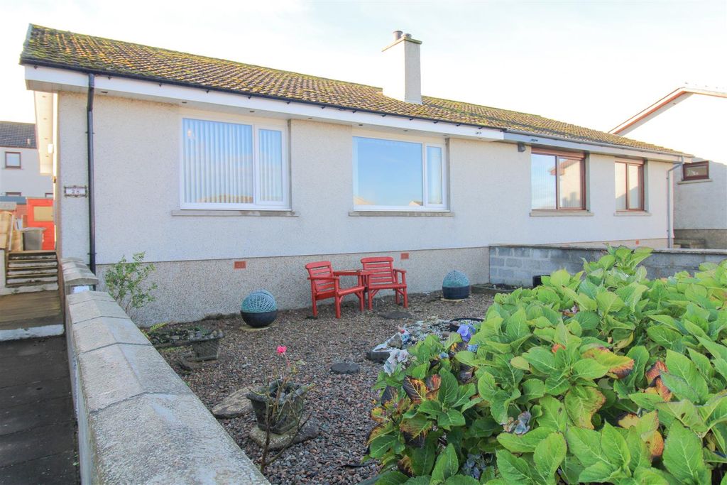 Property photo 1 of 24 Front 28 Wellington Ave, Wick.Jpg