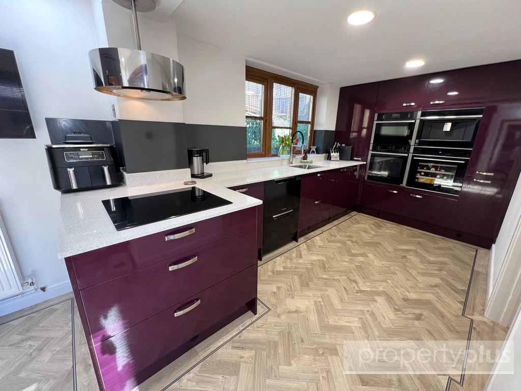 Property photo 2 of 19 Picture No. 02