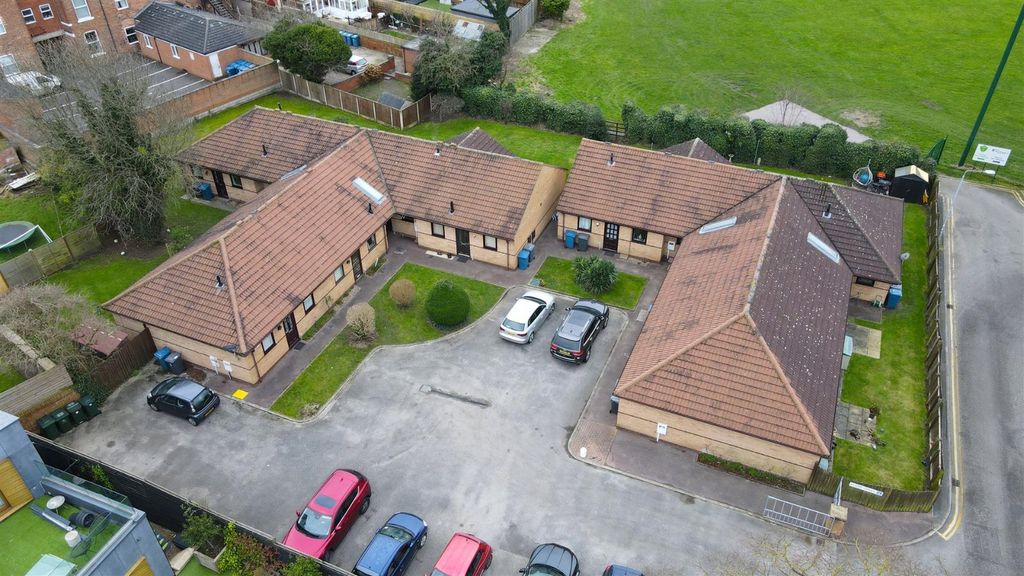 Property photo 2 of 10 Picture No. 02