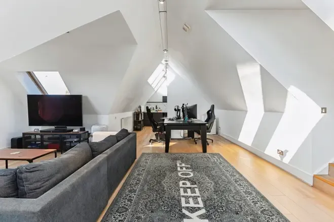 Property photo 3 of 14