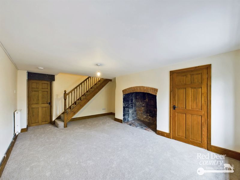 Property photo 2 of 14 Sitting Room