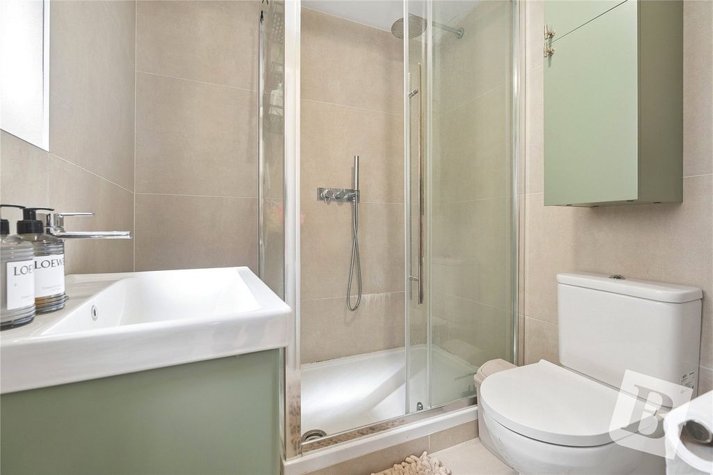 Property photo 3 of 13 Shower Room