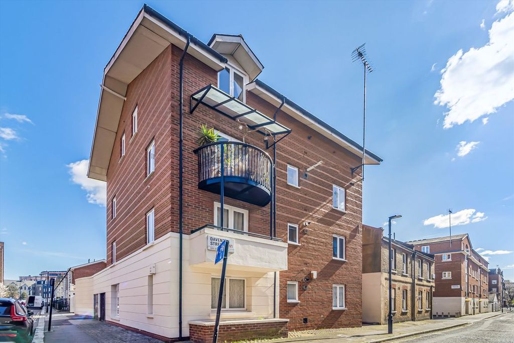 Property photo 1 of 4