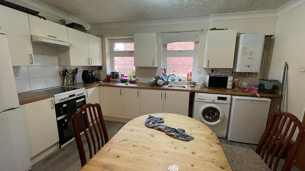 Property photo 2 of 5