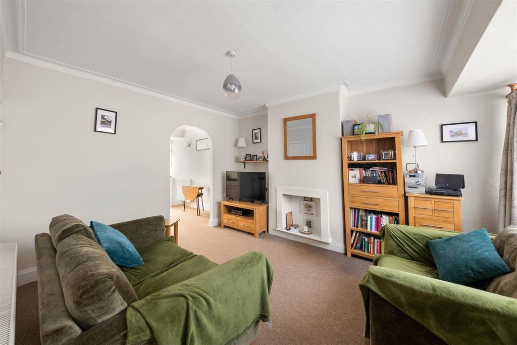 Property photo 2 of 15 1