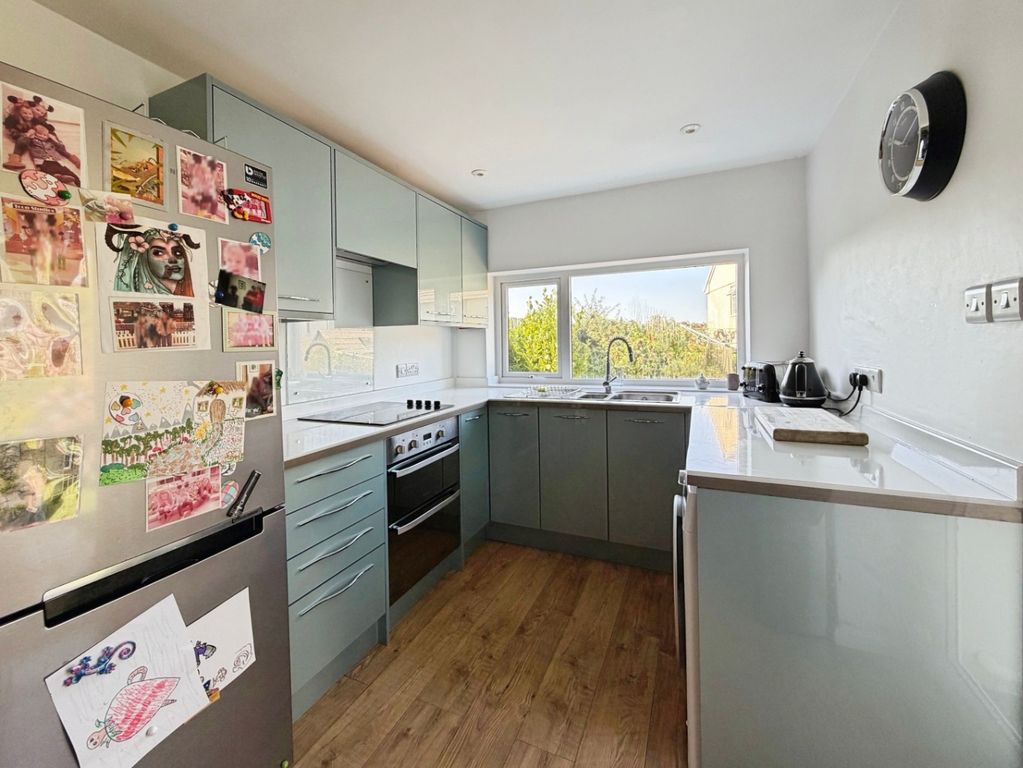 Property photo 3 of 13 5377264