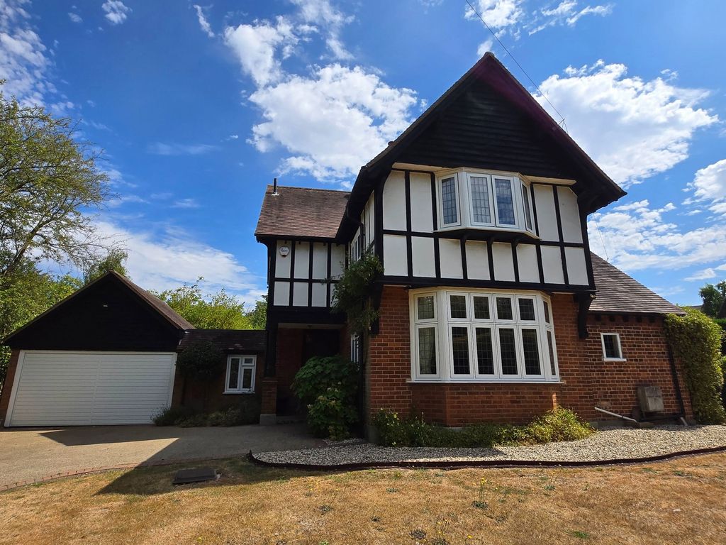 Property photo 3 of 48
