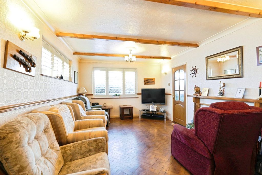Property photo 2 of 24 Picture No. 04