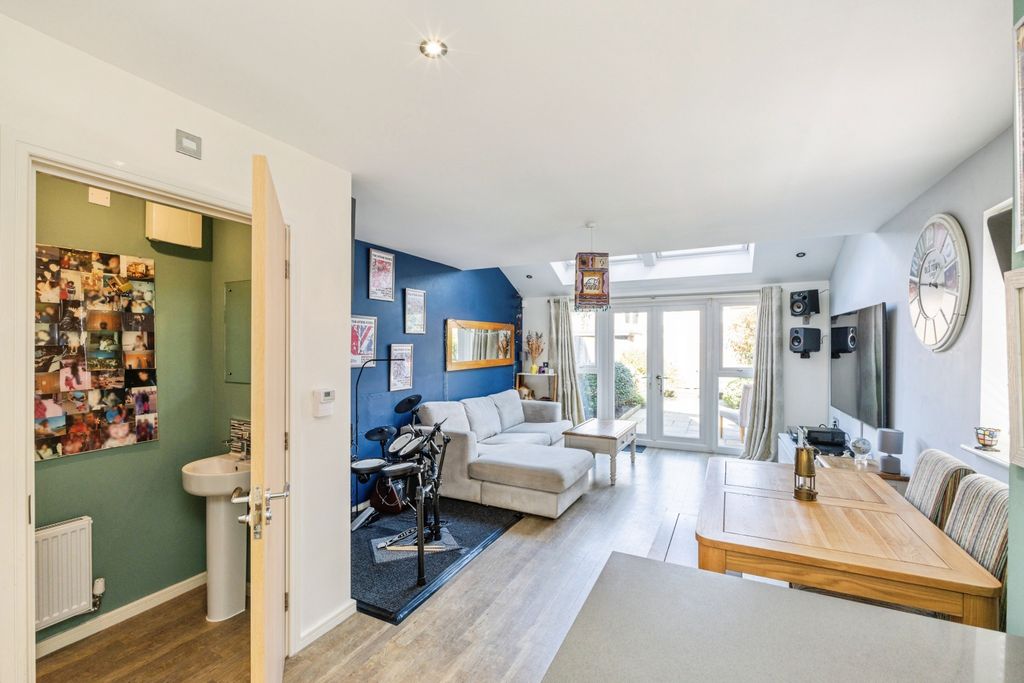 Property photo 3 of 20 Photo #3