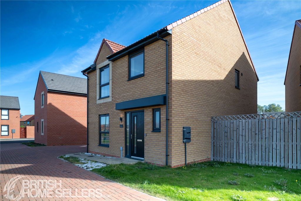 Property photo 2 of 19 Picture No. 04