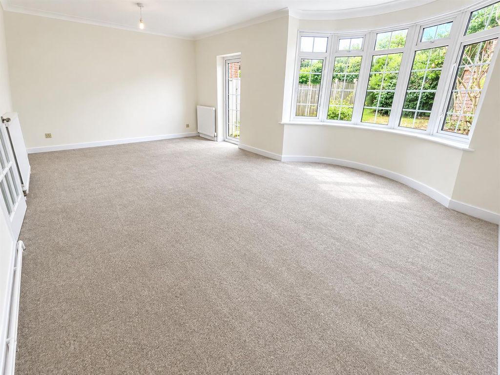 Property photo 3 of 13 2..Png