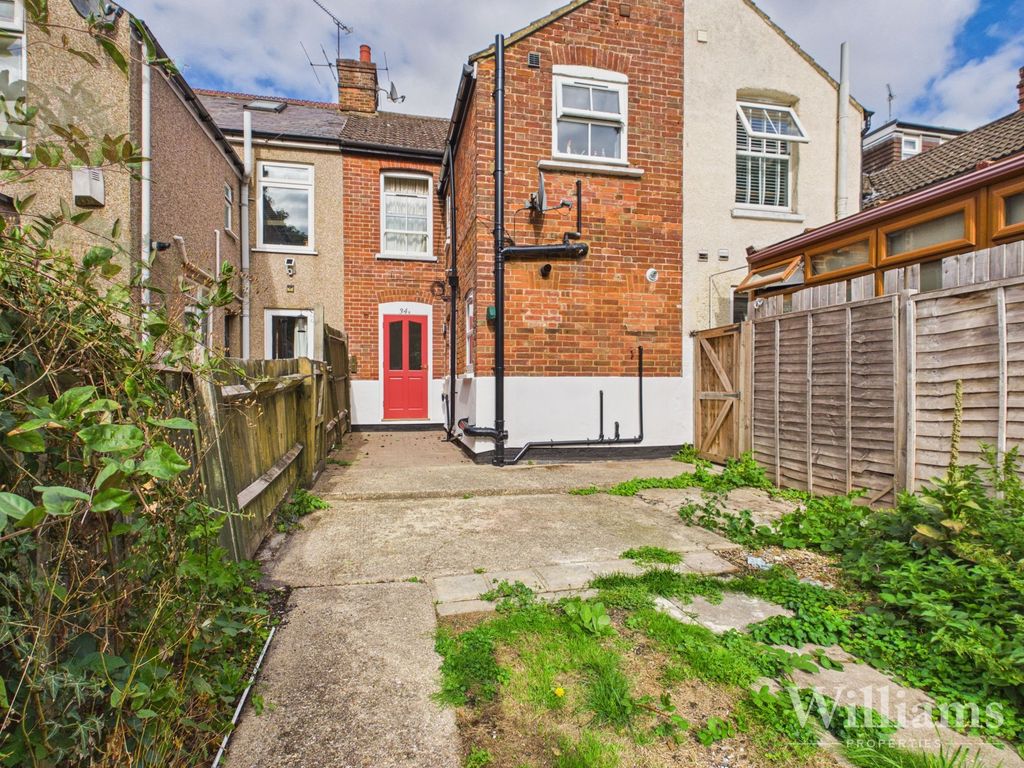 Property photo 2 of 11