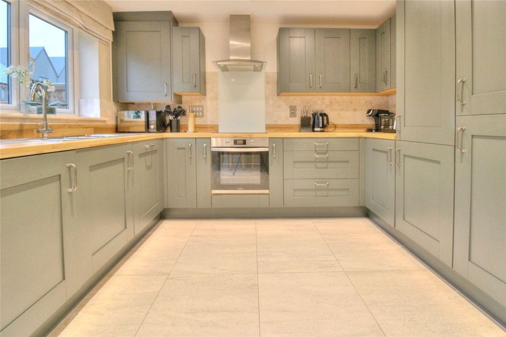 Property photo 3 of 25 Picture No. 05