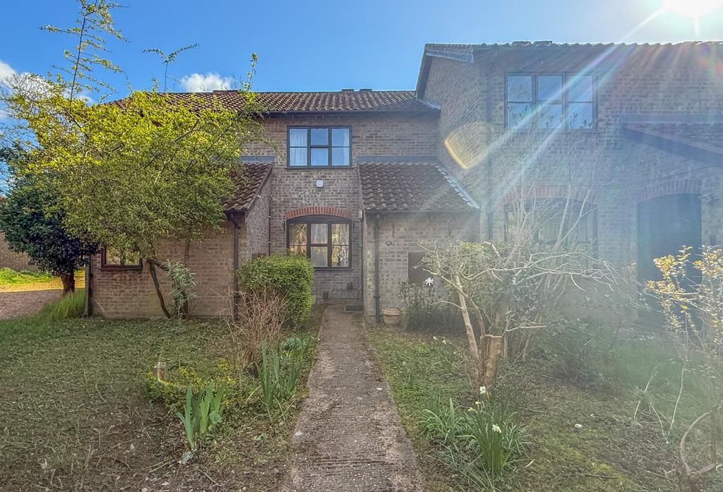 Property photo 1 of 8 Front