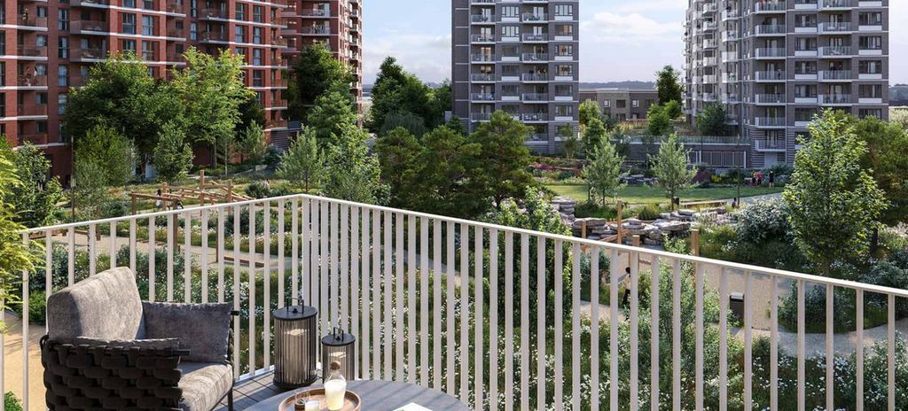 Property photo 2 of 12