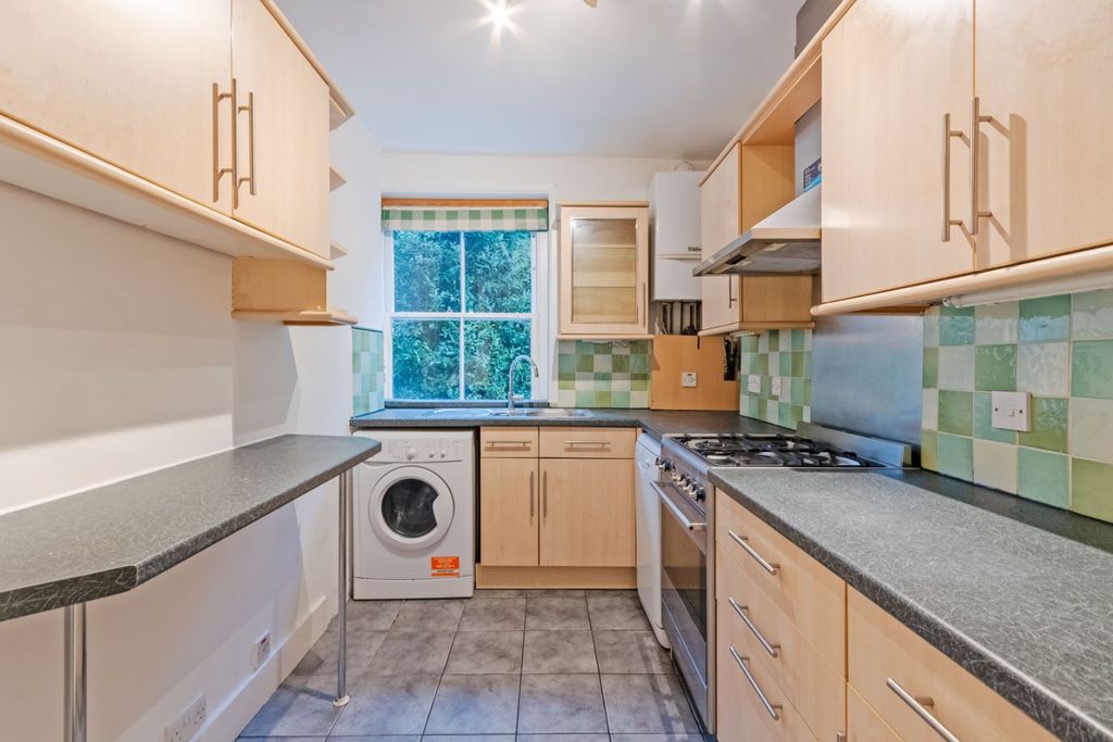 Property photo 2 of 12 Picture No. 36