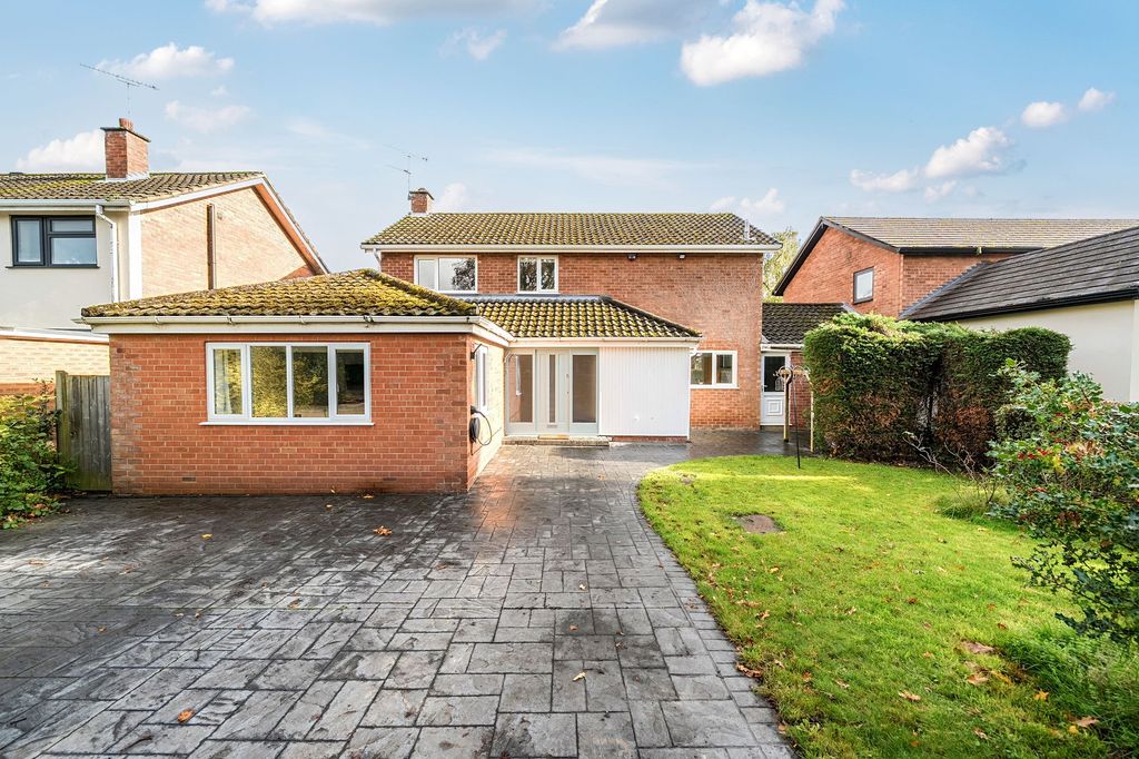 Property photo 1 of 24