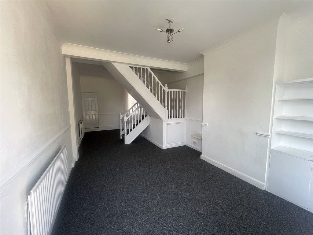 Property photo 3 of 13 Picture No. 14