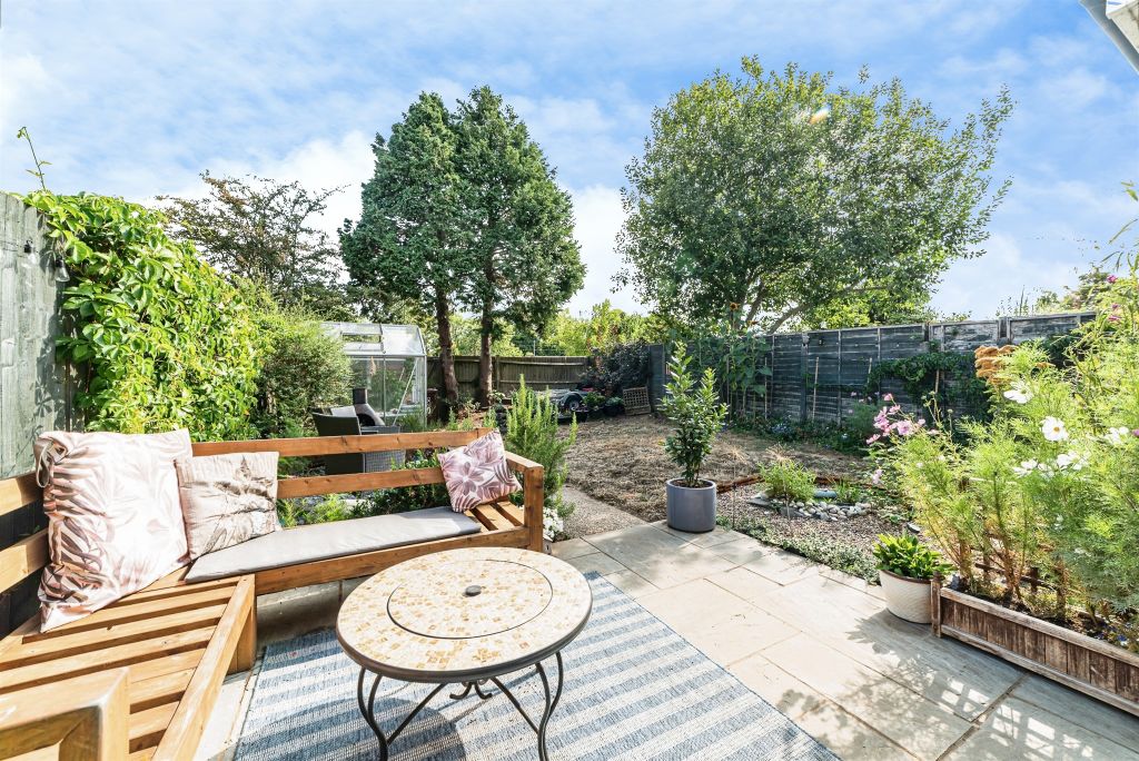 Property photo 2 of 14