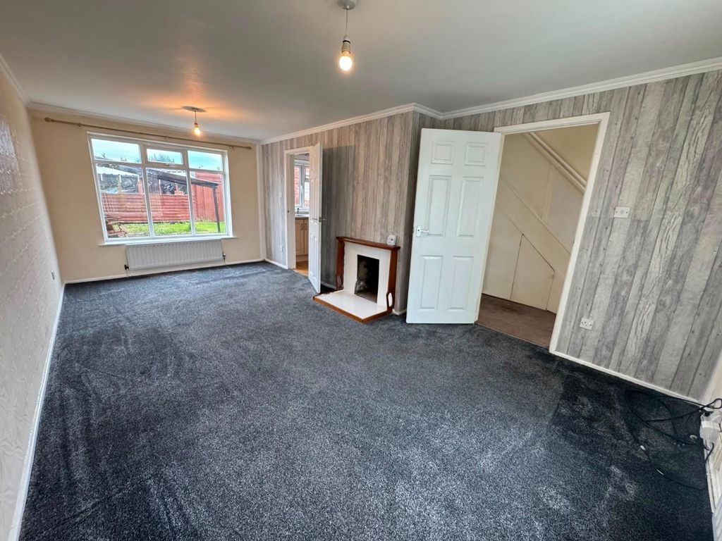 Property photo 3 of 10 589454E9-809B-4005-9Eb2-Bfbda3Ef4c7A.Jpg