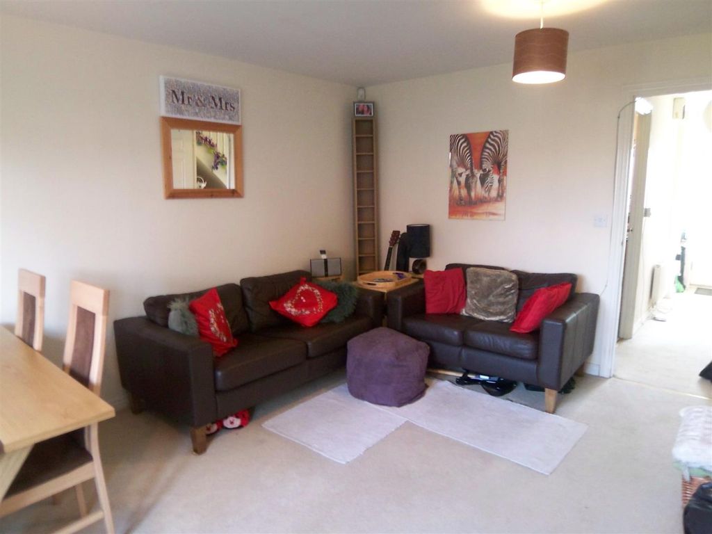 Property photo 3 of 4