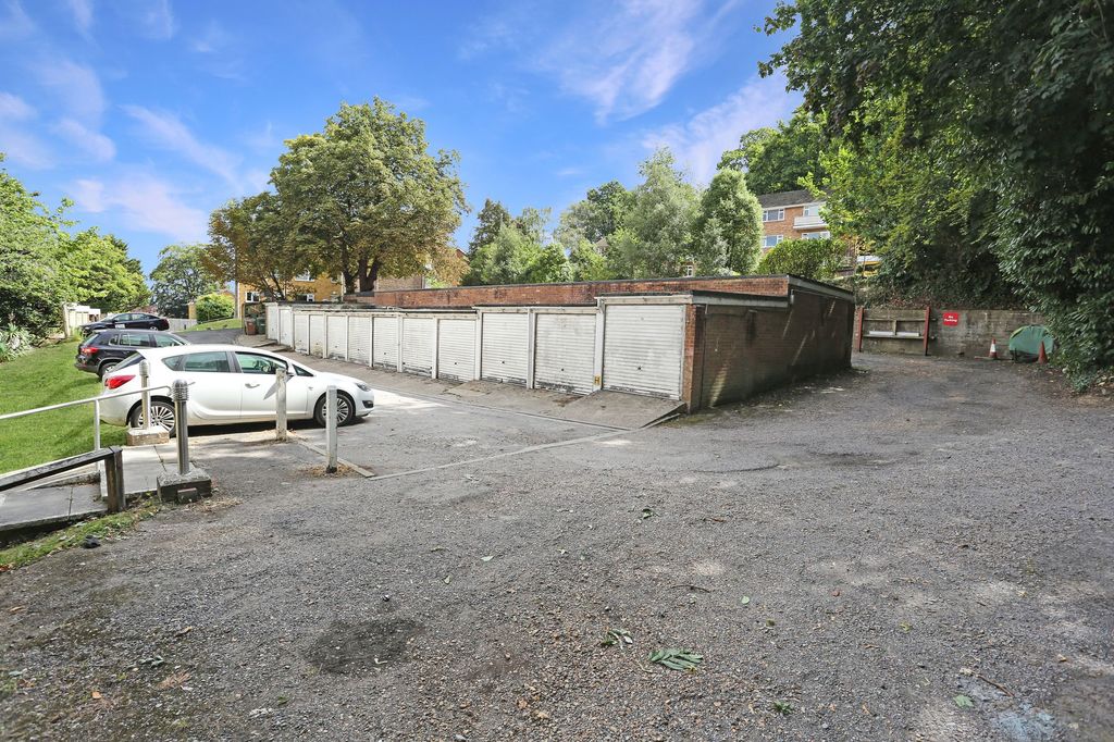 Property photo 3 of 9
