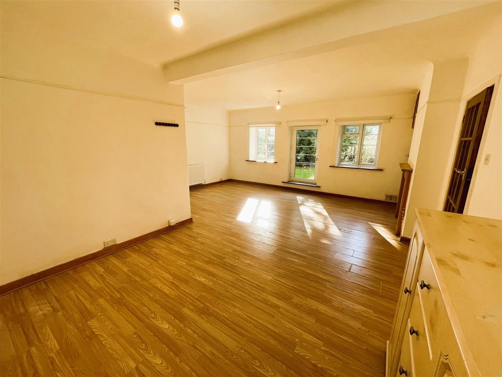 Property photo 3 of 8 Img_7228.Jpeg