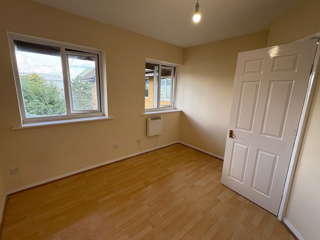 Property photo 3 of 8 8cd50F08-26A9-41Bd-A783-9Bee752c2Db7.Jpeg