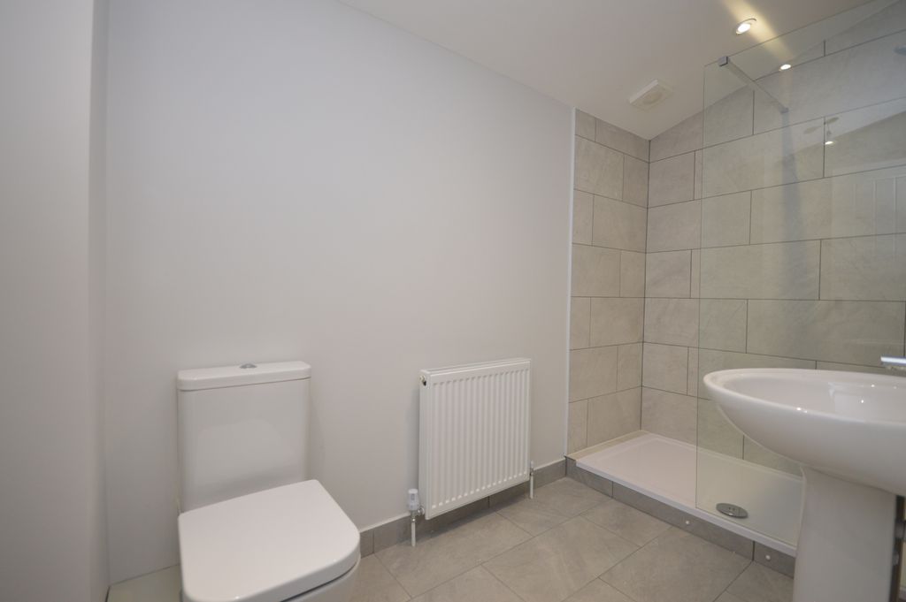 Property photo 3 of 10 Shower Room