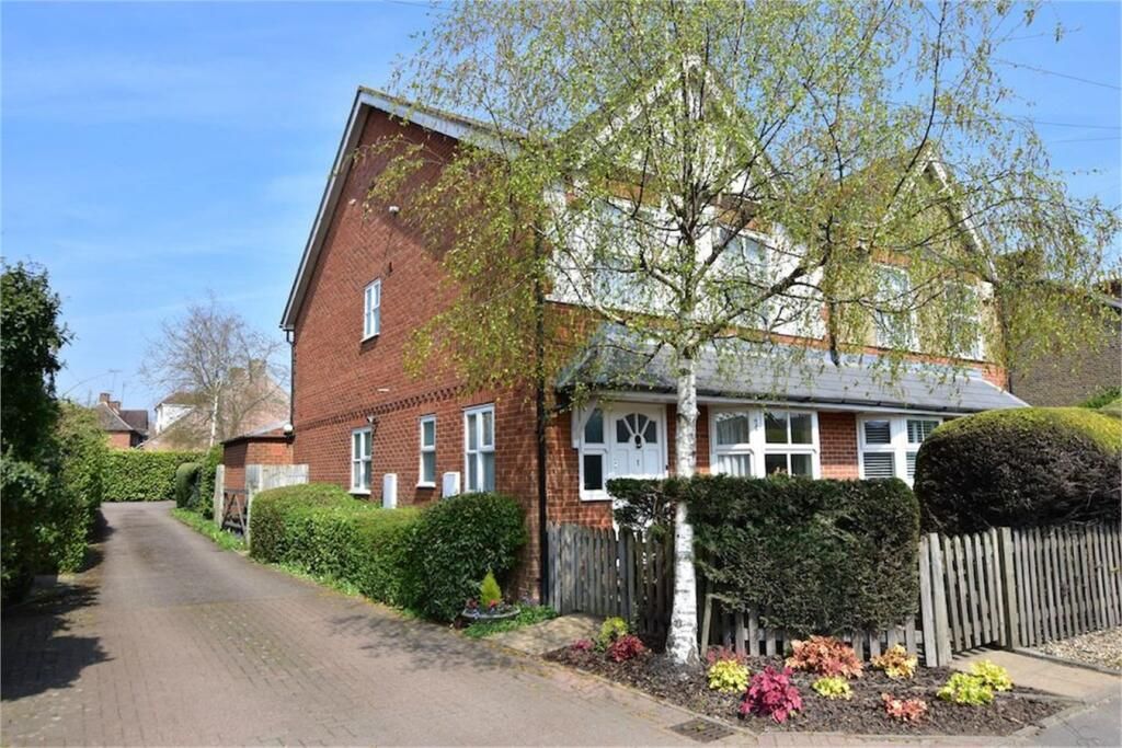 Property photo 2 of 20