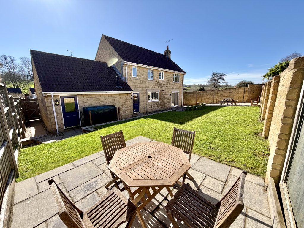 Property photo 2 of 20