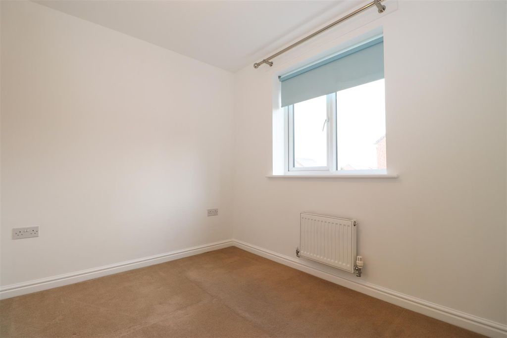 Property photo 2 of 14 173Glaramara Bed 2 A.Jpg