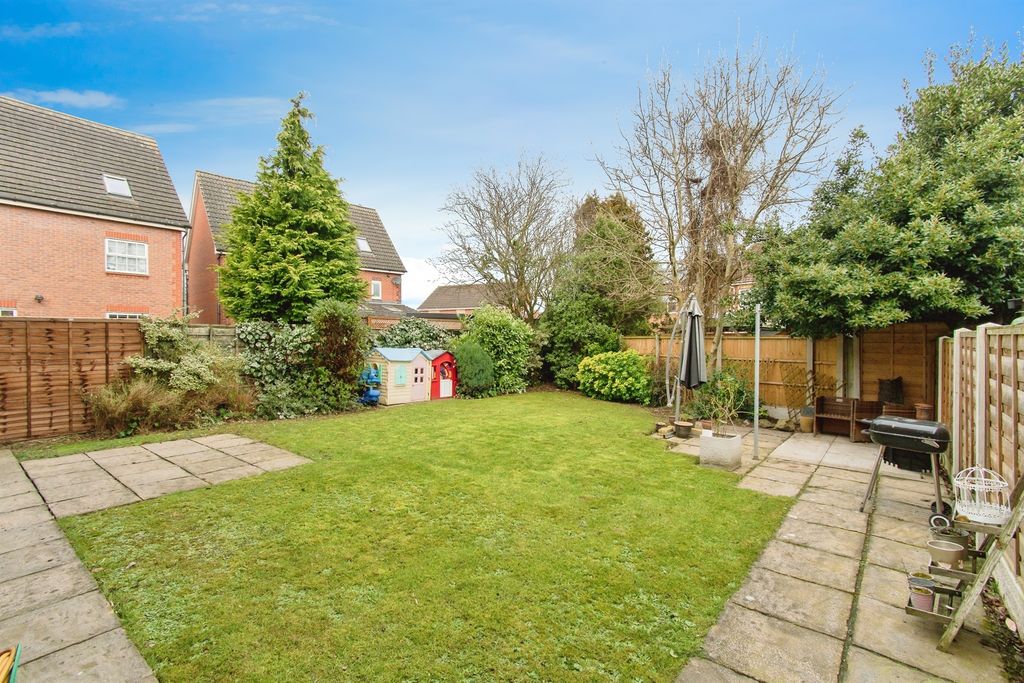 Property photo 2 of 13