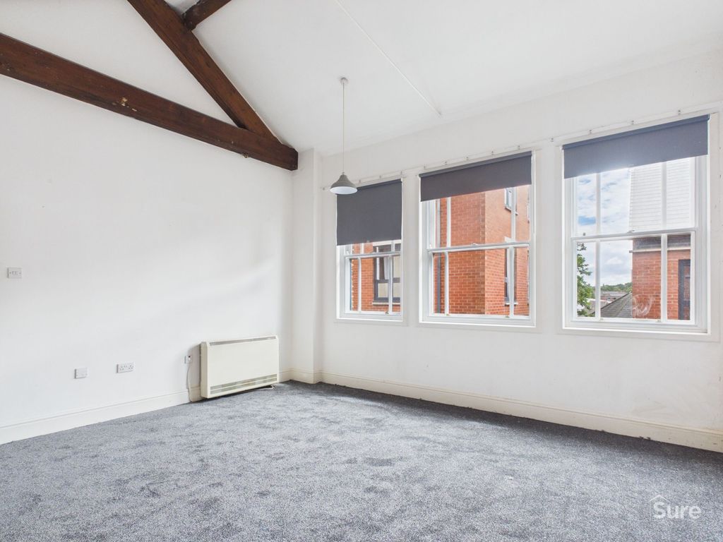 Property photo 2 of 5