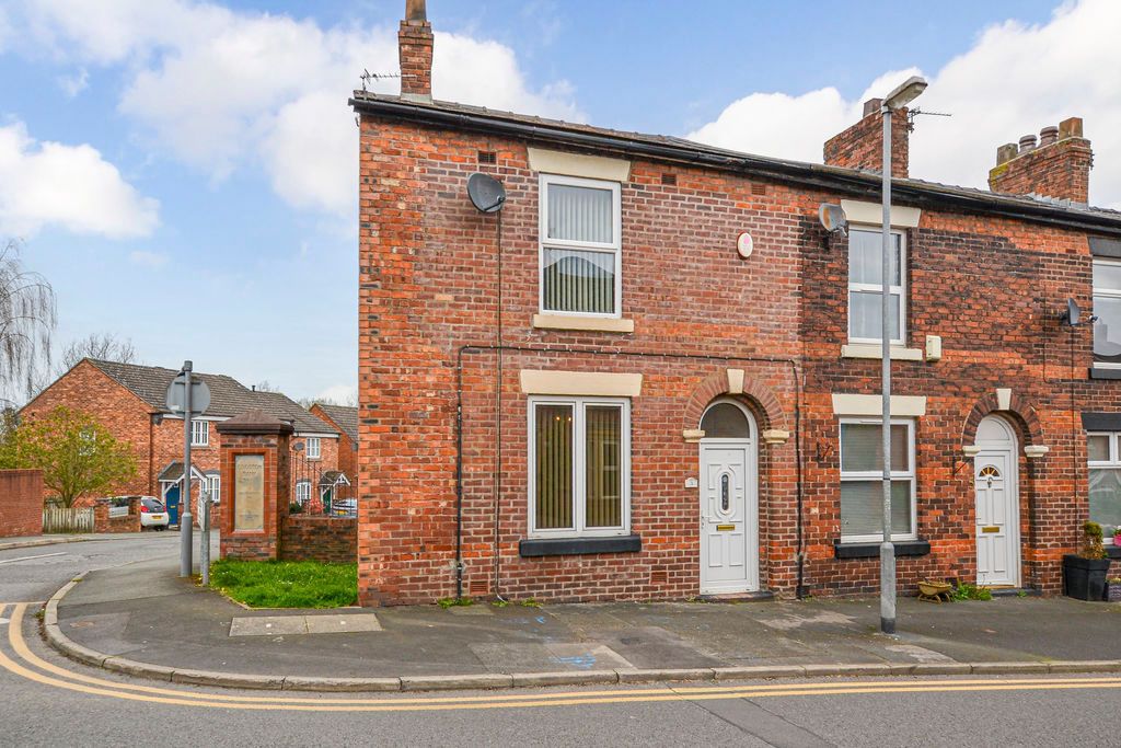 Property photo 1 of 20 Photo 11