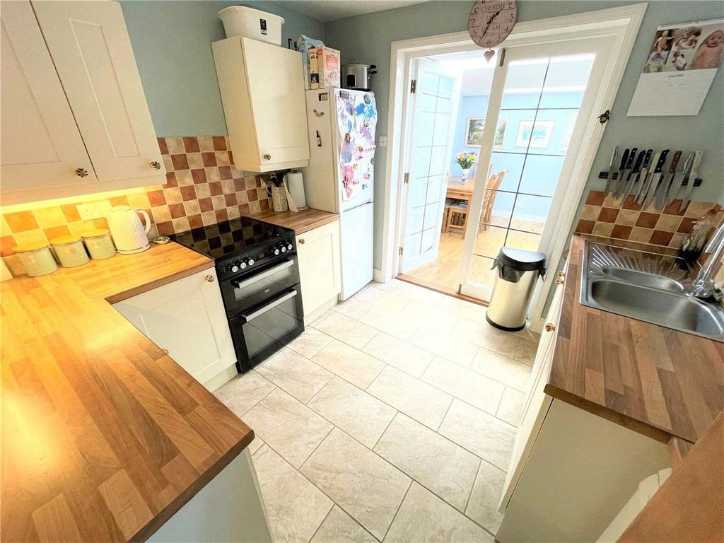 Property photo 1 of 14 Kitchen