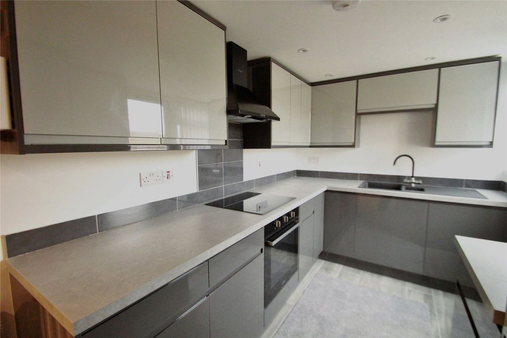 Property photo 2 of 11 Picture No. 01