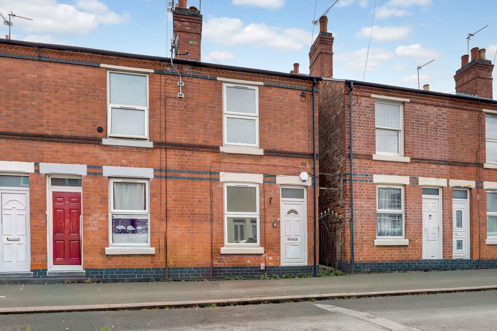 Property photo 1 of 8