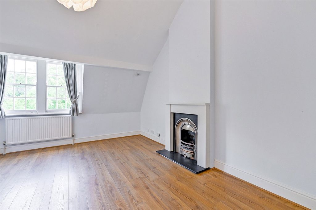 Property photo 3 of 5 Picture No. 06