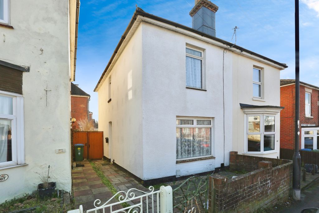 Property photo 1 of 15