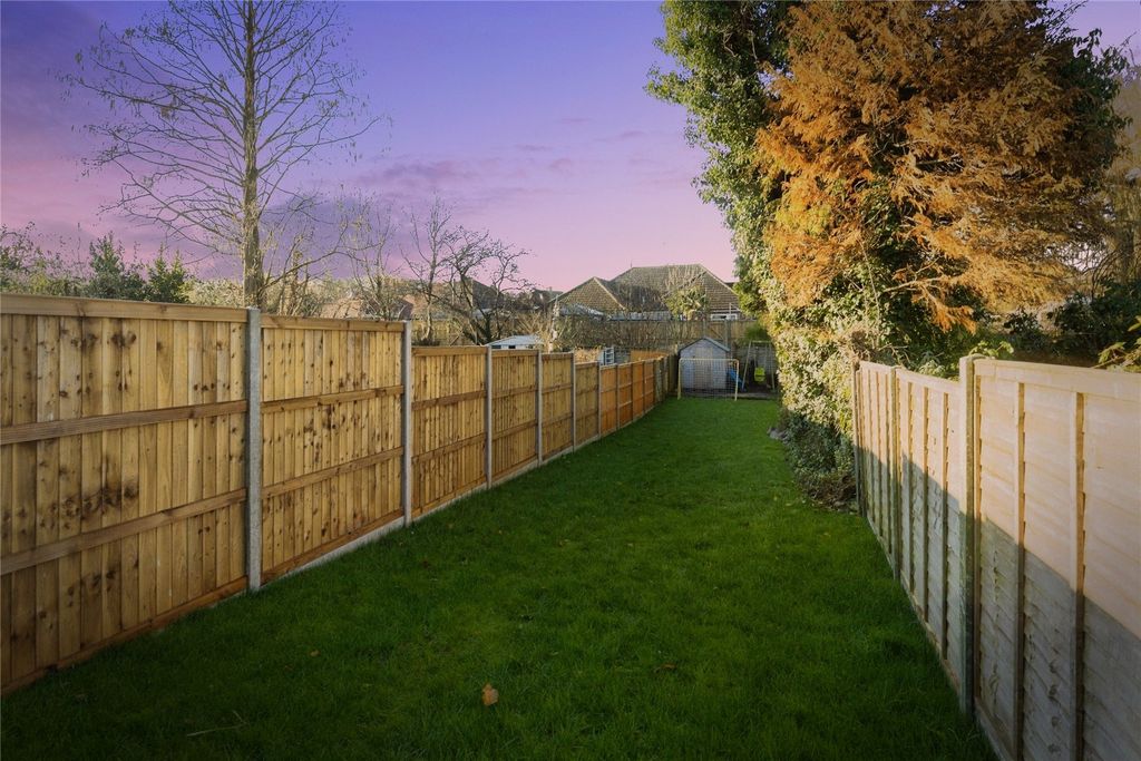 Property photo 2 of 12 Picture No. 25