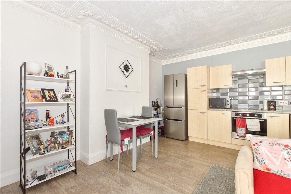 Property photo 3 of 7 Kitchen/Lounge/Dining Room