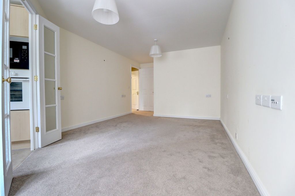 Property photo 3 of 10 Picture No. 04