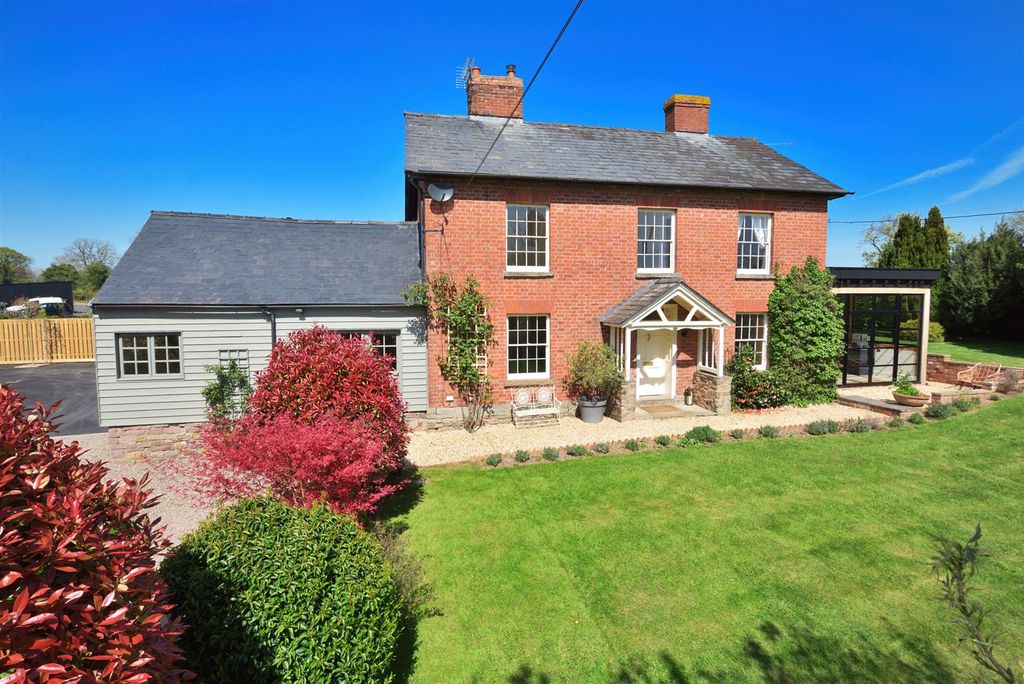 Property photo 1 of 34