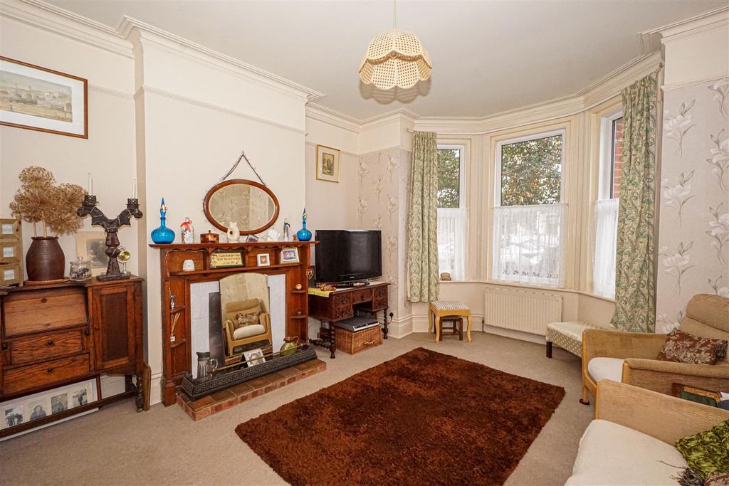 Property photo 2 of 29 Dsc00147.Jpg