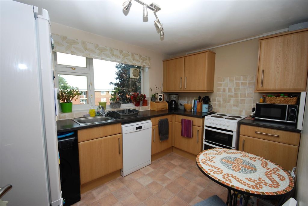 Property photo 2 of 8 Dsc_0005 (2).Jpg